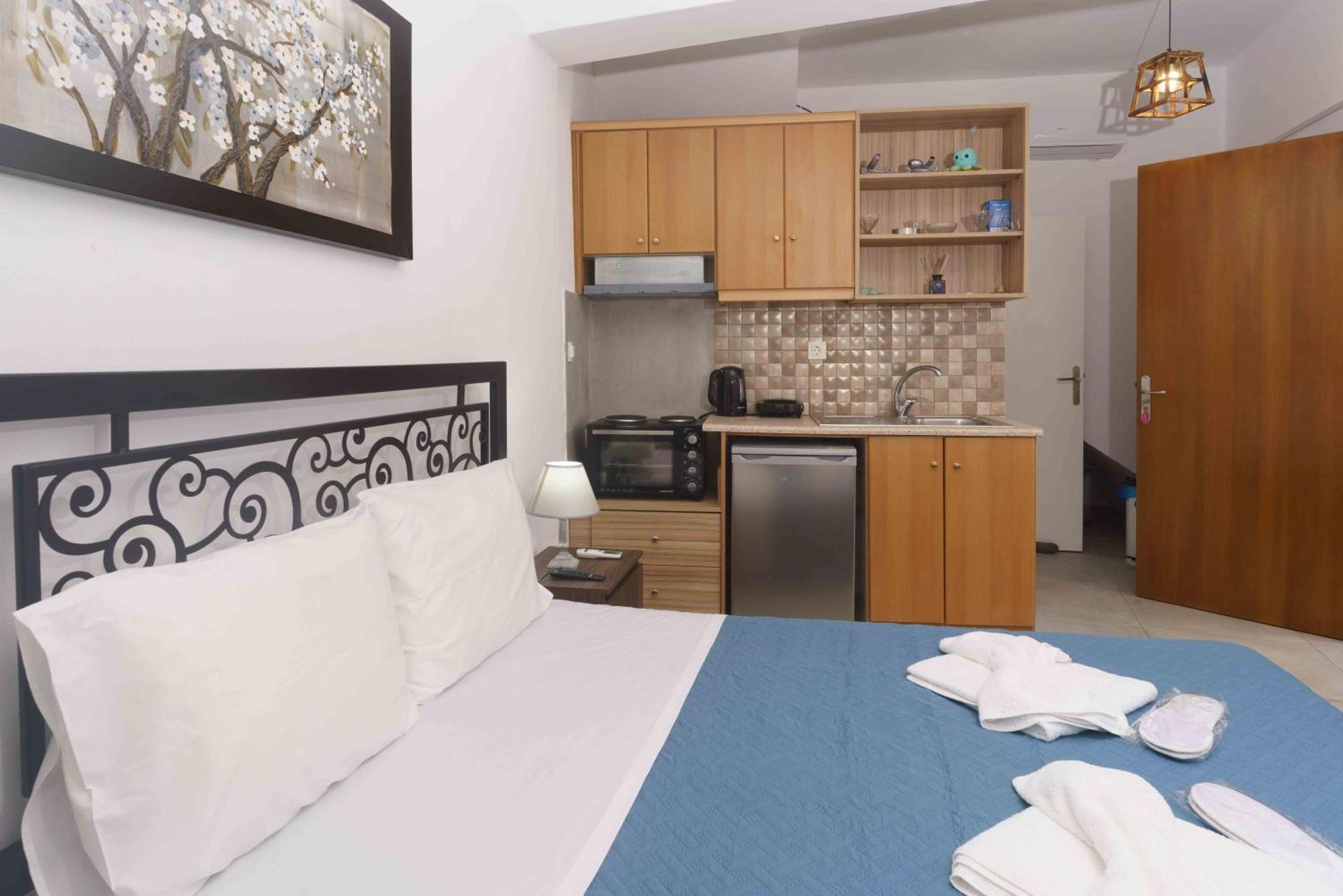 Ioannis Rooms Δωμάτια Με Θεα Στη Θαλασσα Paránimfoi Exterior photo