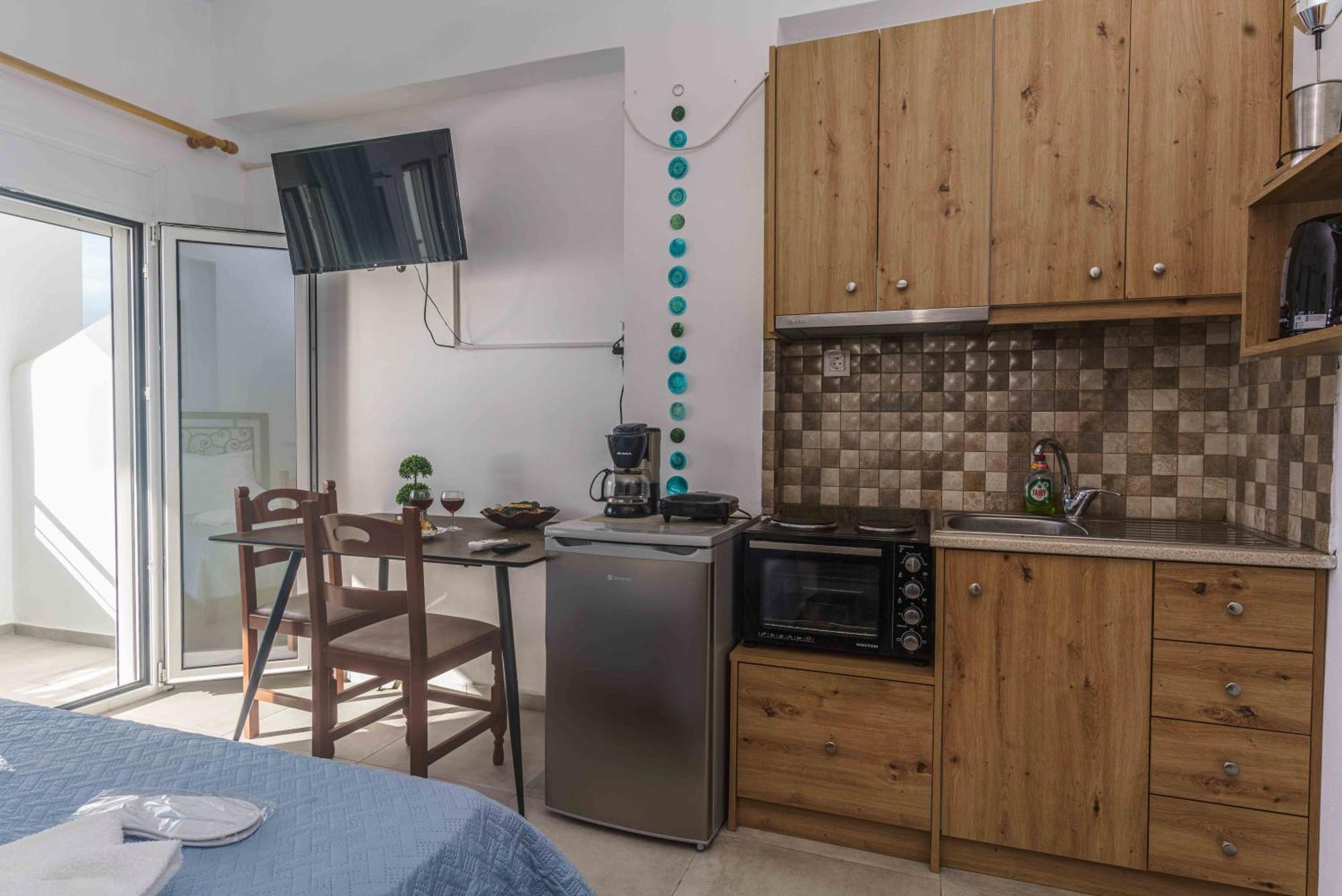 Ioannis Rooms Δωμάτια Με Θεα Στη Θαλασσα Paránimfoi Exterior photo